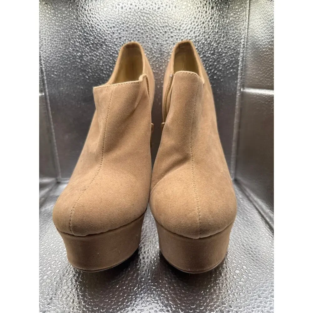 Yoki Nude Suede‎ Platform Ankle Booties Size 8 Chunky Block Heel Zip Up